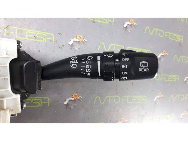Б/у подрулевой переключатель правый 934202E015 для Hyundai Tucson Б/у подрулевой переключатель правый 934202E015 для Hyundai Tucson