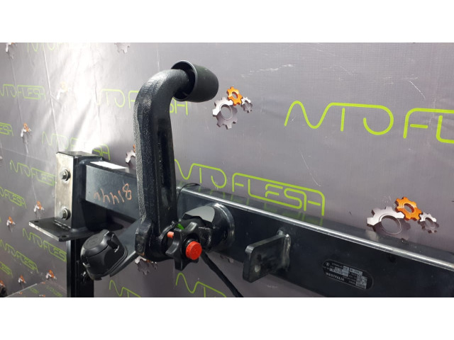 Б/у фаркоп оригинальный Westfalia A1643101904 для Mercedes M-Class (W164) Б/у фаркоп оригинальный Westfalia A1643101904 для Mercedes M-Class (W164)