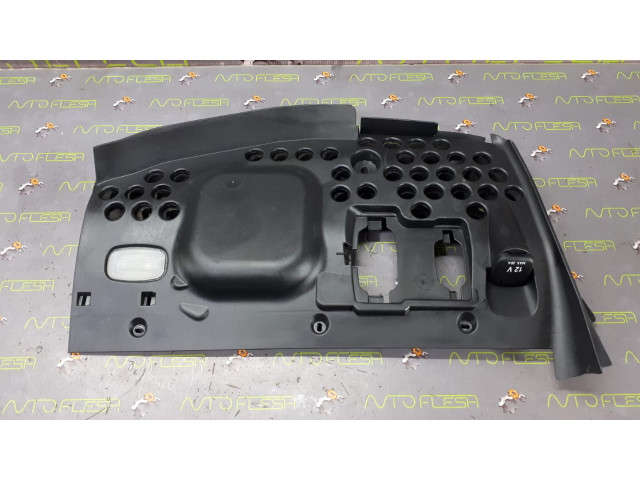 Б/у накладка на торпедо нижняя, правая A1646800217 для Mercedes GL-Class/ ML-Class