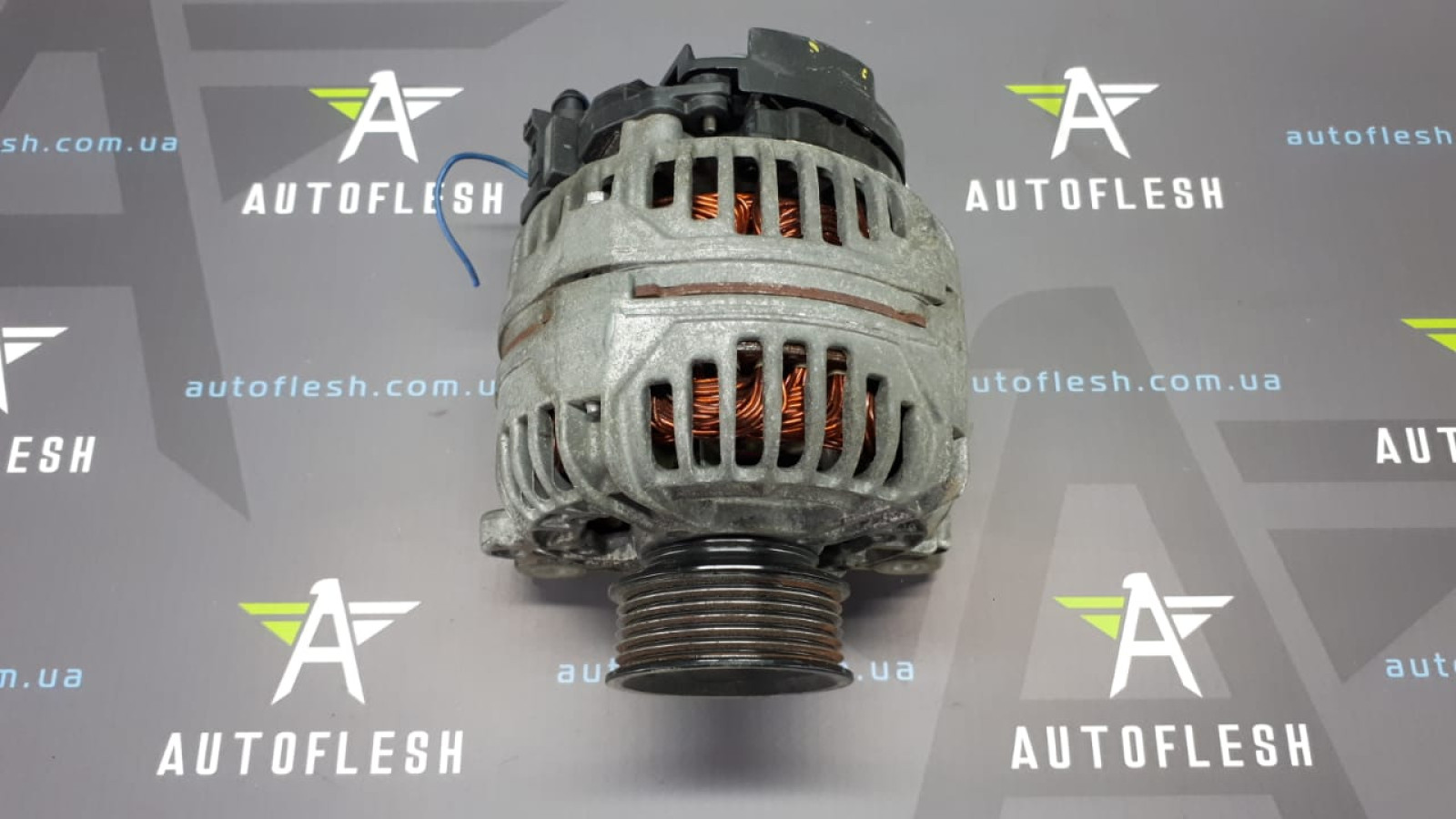 Б/у генератор 074903025J/ 0124515013, 120A/14V для Volkswagen/ Volvo