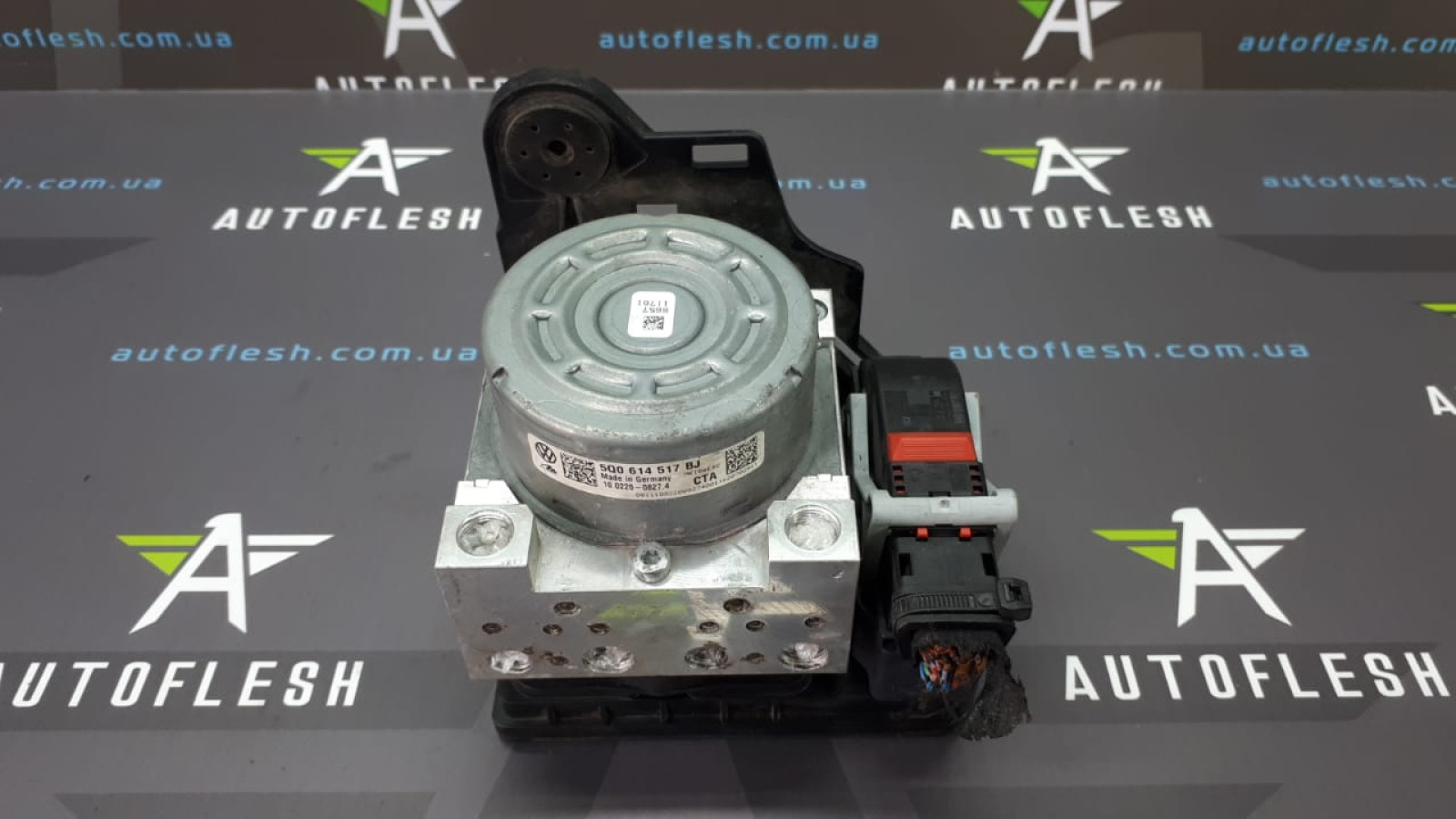 Б/у блок ABS/ блок АБС 5Q0614517BJ для Audi A3/ Seat Ateca/ Skoda Superb III/ Volkswagen Golf VII, Passat, Tiguan, Touran