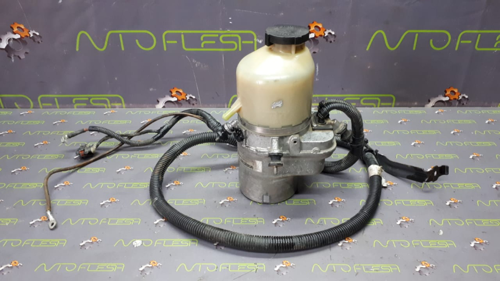 Б/у насос ЭГУР 93179568/ 93190229 для Opel Astra H/ Zafira B