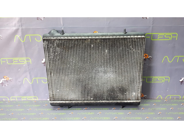 Б/у радиатор охлаждения двигателя 9645658080 для Citroen C4/ Peugeot 307