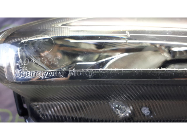 Б/у фары передние (фара передняя) 8310134100/ 8310234100 для SsangYong Korando Б/у фары передние (фара передняя) 8310134100/ 8310234100 для SsangYong Korando