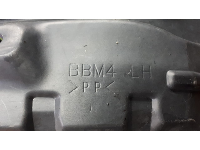 Б/у подкрылок передний левый BBM456140 для Mazda 3 Б/у подкрылок передний левый BBM456140 для Mazda 3