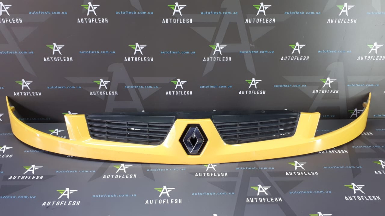 Б/у решетка радиатора для Renault Kangoo II