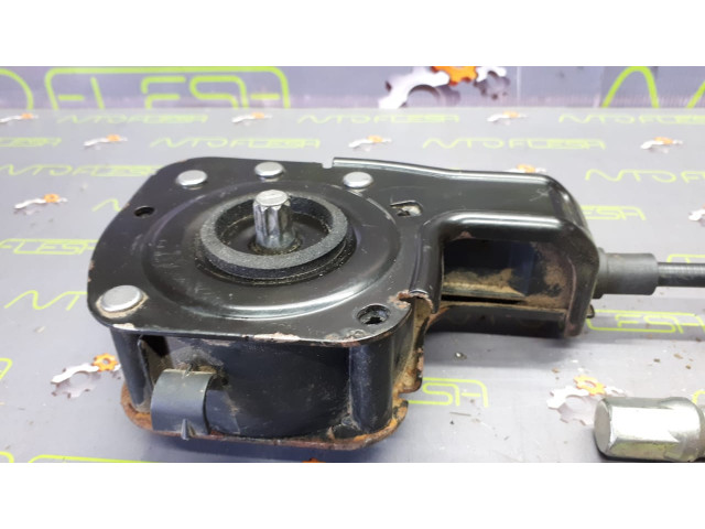 Б/у механизм крепления запасного колеса 9810677780, 9803750680 для Citroen C4 Picasso/ Peugeot 5008 Б/у механизм крепления запасного колеса 9810677780, 9803750680 для Citroen C4 Picasso/ Peugeot 5008