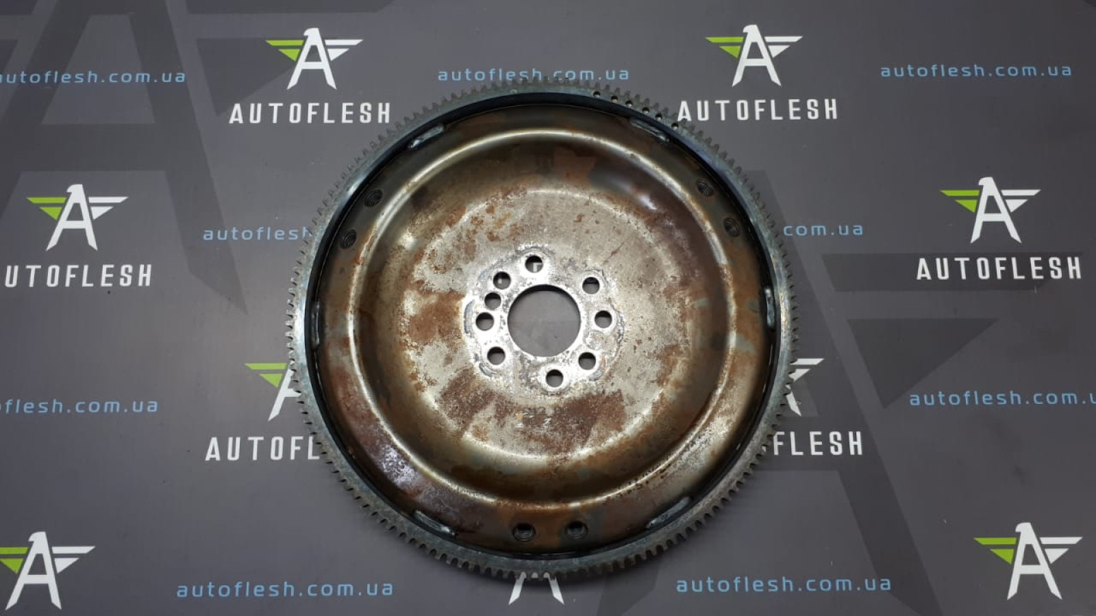 Б/у маховик A6420300012, 3.0 для Chrysler/ Jeep/ Mercedes Б/у маховик A6420300012, 3.0 для Chrysler/ Jeep/ Mercedes