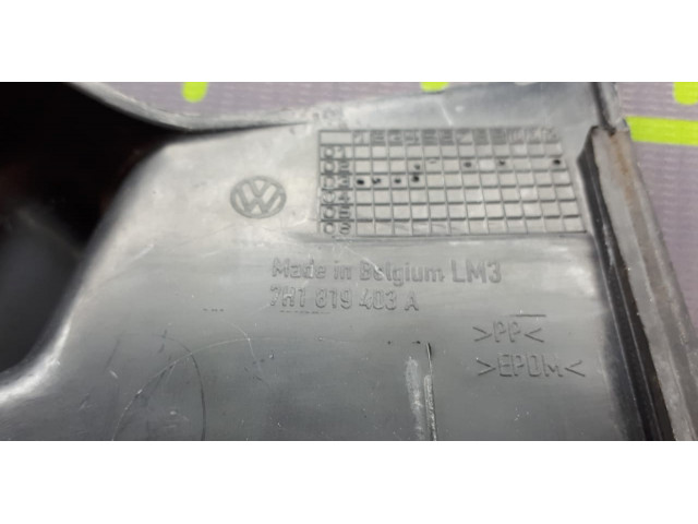 Б/у пластик под стекло лобовое 7H1819403A для Volkswagen T5 Б/у пластик под стекло лобовое 7H1819403A для Volkswagen T5