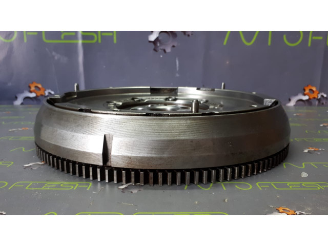 Б/у маховик демпферный 330000242/ 9659269480 для Citroen/ Peugeot Б/у маховик демпферный 330000242/ 9659269480 для Citroen/ Peugeot