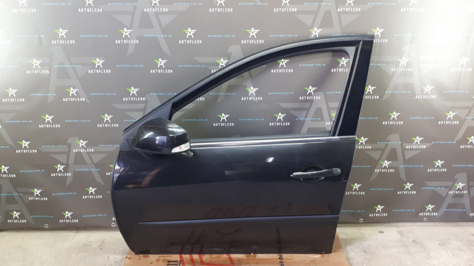 Б/у дверь передняя левая/ дверь водительская для Renault Laguna III