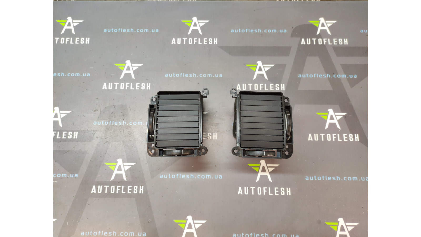 Б/в дефлектор повітряний торпедо 974101C000, 974201C000 для Hyundai Getz