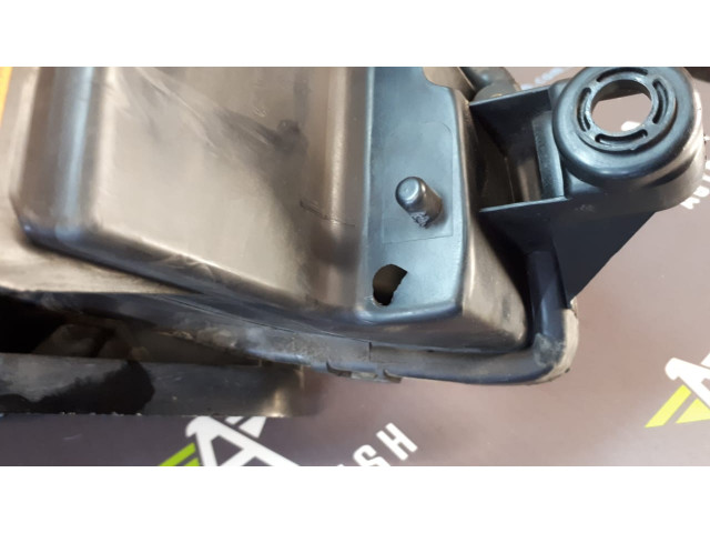 Б/у фара в сборе/ фары передние xenon 84001SC120, 84001SC230 для Subaru Forester III Б/у фара в сборе/ фары передние xenon 84001SC120, 84001SC230 для Subaru Forester III