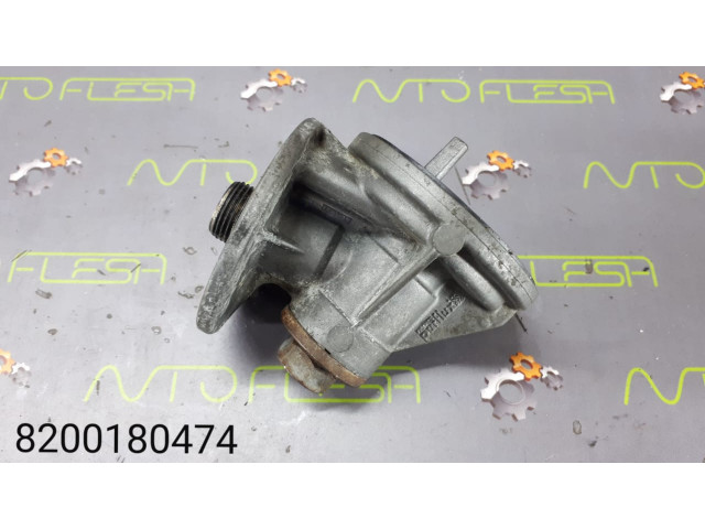 Б/у кронштейн масляного фильтра 8200180474, 1.5 dCi для Nissan/ Renault