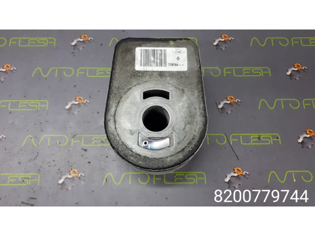 Б/у радиатор масляный 8200779744, 1.5 dCi для Dacia/ Mercedes/ Nissan/ Renault