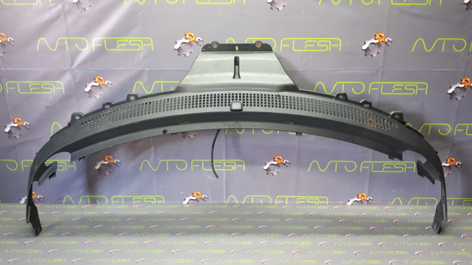 Б/у крышка воздуховода жабо A4518350019 для Smart Fortwo