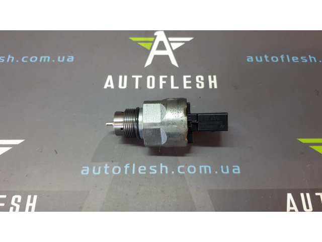 Б/у клапан регулировки давления 03L130764A, 5WS40730 для Audi/ Seat/ Skoda/ Volkswagen