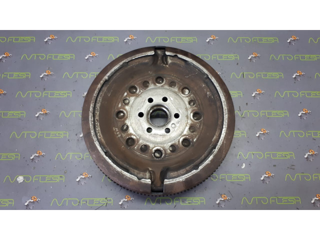 Б/у маховик 03G105266BP, 2.0 TDi для Audi/ Seat/ Skoda/ Volkswagen Б/у маховик 03G105266BP, 2.0 TDi для Audi/ Seat/ Skoda/ Volkswagen