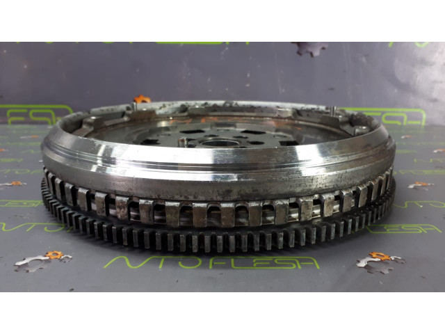 Б/у маховик демпферный 123002685R, 1.5 dCi для Dacia/ Nissan/ Renault Б/у маховик демпферный 123002685R, 1.5 dCi для Dacia/ Nissan/ Renault
