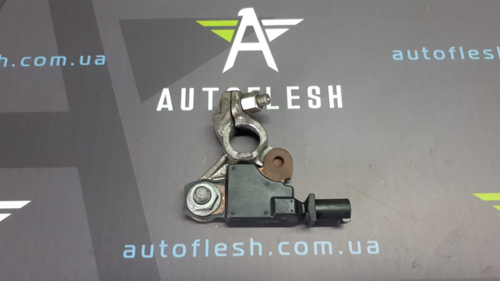 Б/у клемма минусовая АКБ/ датчик аккумулятора 9676592280 для Citroen DS4, DS5/ Peugeot 308, 3008, 5008