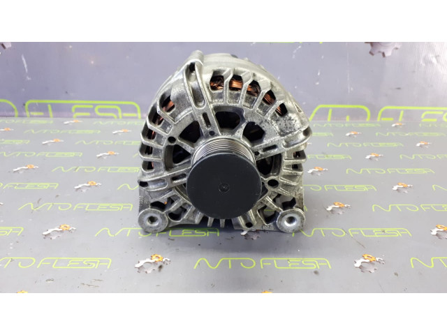 Б/у генератор TG15C058, 8200404459 для Nissan/ Opel/ Renault