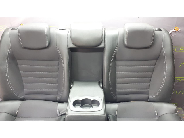 Б/у сиденья задние для Renault Laguna III, X91 хэтчбек Б/у сиденья задние для Renault Laguna III, X91 хэтчбек