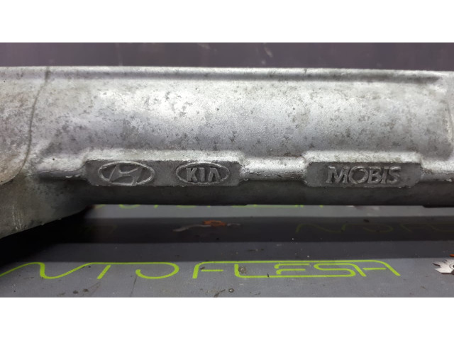 Б/у рейка рулевая в сборе 565003Z000, 2012 год, 105 тыс.км для Hyundai i40 Б/у рейка рулевая в сборе 565003Z000, 2012 год, 105 тыс.км для Hyundai i40