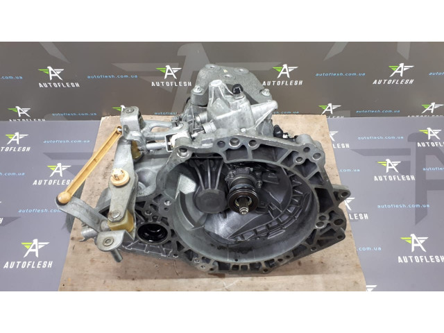 Б/у КПП/ коробка передач 55565178, 1.3 CDTi, 5-ти ступенчатая для Opel Astra H/ Combo/ Corsa D Б/у КПП/ коробка передач 55565178, 1.3 CDTi, 5-ти ступенчатая для Opel Astra H/ Combo/ Corsa D