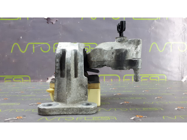 Б/у подушка/ опора/ кронштейн двигателя верхний 112846263R, 1.2 Tce для Renault Megane III/ Scenic III Б/у подушка/ опора/ кронштейн двигателя верхний 112846263R, 1.2 Tce для Renault Megane III/ Scenic III