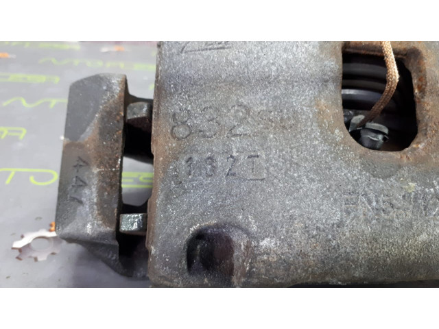 Б/у суппорт передний в сборе 77365813, 77365812 для Fiat 500, Panda/ Lancia Ypsilon Б/у суппорт передний в сборе 77365813, 77365812 для Fiat 500, Panda/ Lancia Ypsilon