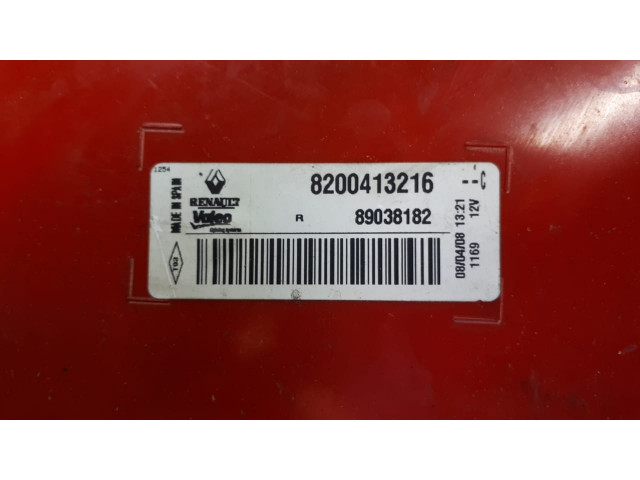 Б/у фонарь задний 8200413214/ 8200413216 для Renault Megane II Б/у фонарь задний 8200413214/ 8200413216 для Renault Megane II