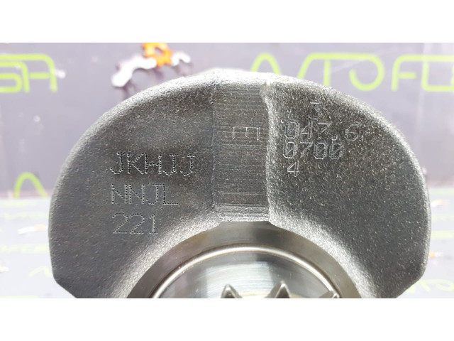 Б/у коленвал/ коленчатый вал 1220100Q0B, 8200385222, 2.0 dCi для Nissan/ Renault Б/у коленвал/ коленчатый вал 1220100Q0B, 8200385222, 2.0 dCi для Nissan/ Renault