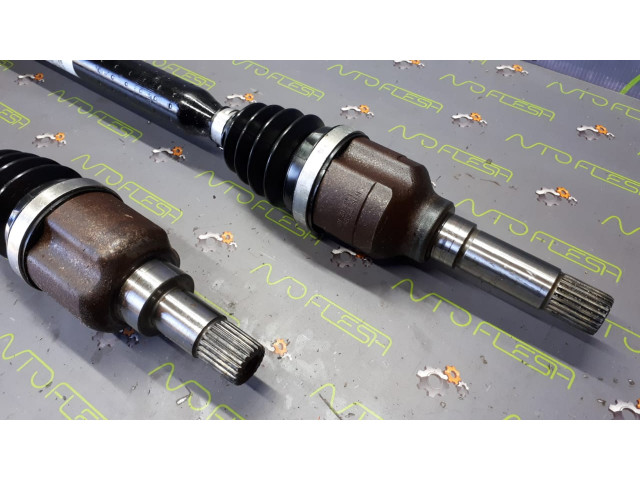 Б/у полуось передняя правая 9801388680 для Citroen C3/ DS3 Б/у полуось передняя правая 9801388680 для Citroen C3/ DS3