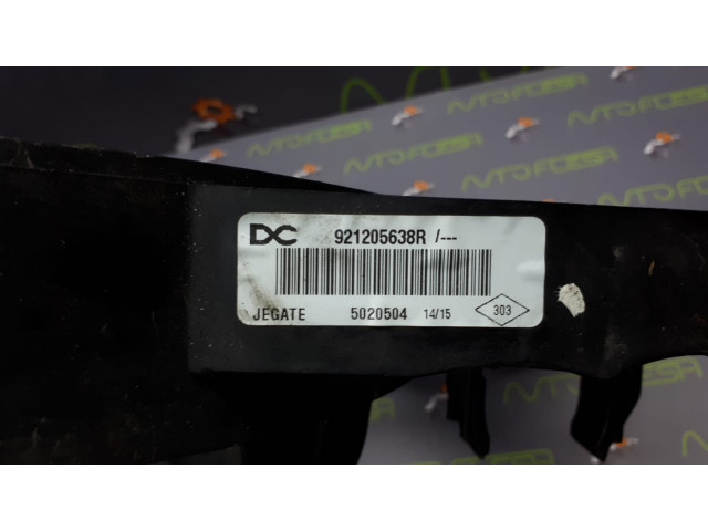 Б/у вентилятор 921205638R для Mercedes Citan/ Renault Kangoo Б/у вентилятор 921205638R для Mercedes Citan/ Renault Kangoo