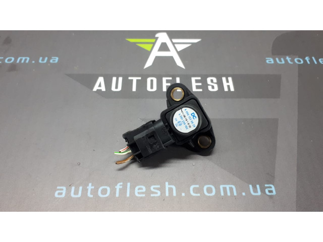 Б/у датчик давления наддува A0061539828, 0261230192 для Jeep Grand Cherokee II/ Mercedes/ Smart ForTwo