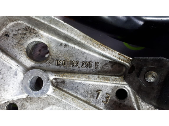 Б/у кронштейн рычага 1K0199295E, 1K0199296E для Audi/ Seat/ Skoda/ Volkswagen Б/у кронштейн рычага 1K0199295E, 1K0199296E для Audi/ Seat/ Skoda/ Volkswagen