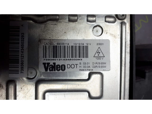 Б/у фары передние xenon 8200354740/ 8200354743 для Renault Laguna II Б/у фары передние xenon 8200354740/ 8200354743 для Renault Laguna II