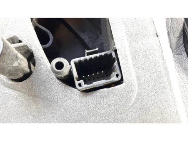 Б/у зеркало левое 8200802083, 5-pin для Renault Clio III Б/у зеркало левое 8200802083, 5-pin для Renault Clio III