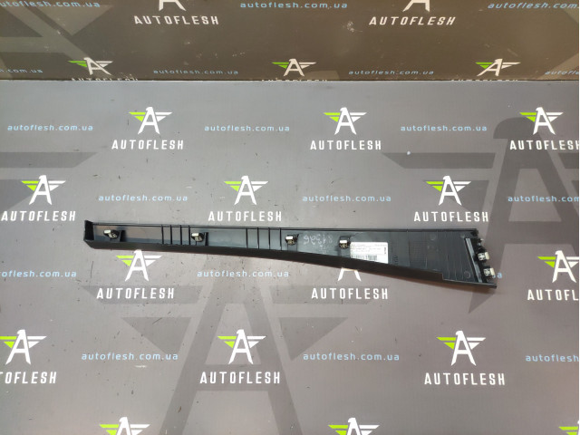 Накладка консолі декоративна 682116476R, 1021666001 Renault Fluence Megane 3 Накладка консолі декоративна 682116476R, 1021666001 Renault Fluence Megane 3