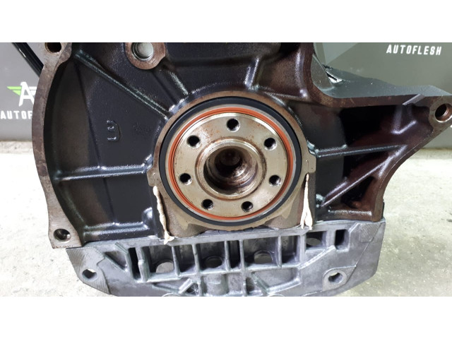 Б/у двигатель F4R744, 2.0/ 16V, 190 тыс.км для Renault Clio II/ Espace III/ Laguna I/ Megane I/ Scenic I, RX4 Б/у двигатель F4R744, 2.0/ 16V, 190 тыс.км для Renault Clio II/ Espace III/ Laguna I/ Megane I/ Scenic I, RX4