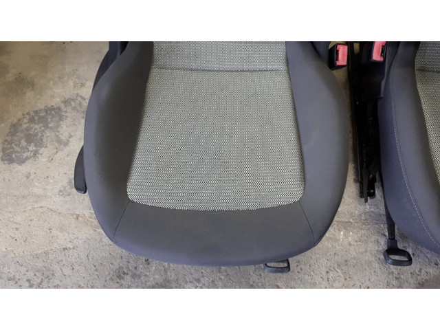 Б/у сиденья передние для Seat Ibiza IV, 5D, 6J Б/у сиденья передние для Seat Ibiza IV, 5D, 6J