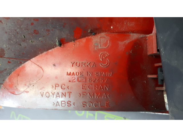 Б/у фонарь задний правый 8200538785 для Renault Grand Modus/ Modus Б/у фонарь задний правый 8200538785 для Renault Grand Modus/ Modus