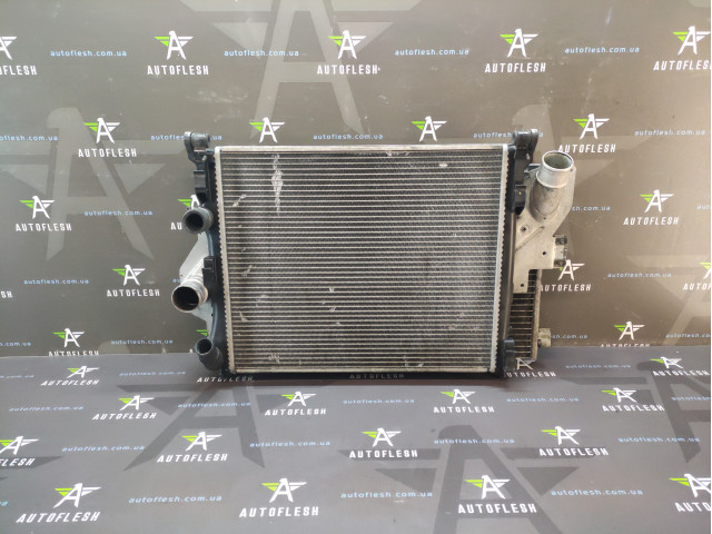 Радіатор основний 7700436916 Renault Clio 2 Kangoo Thalia Радіатор основний 7700436916 Renault Clio 2 Kangoo Thalia
