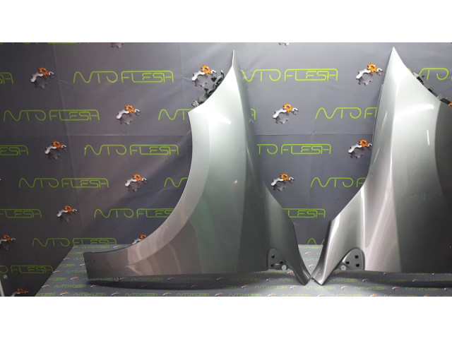 Б/у крыло переднее 631000009R, 8200993338, OV369 для Renault Megane III Б/у крыло переднее 631000009R, 8200993338, OV369 для Renault Megane III