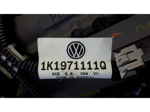 Б/у электронная рулевая рейка 1K1909144M/ 1K1971111Q для Audi/ Seat/ Skoda/ Volkswagen Б/у электронная рулевая рейка 1K1909144M/ 1K1971111Q для Audi/ Seat/ Skoda/ Volkswagen