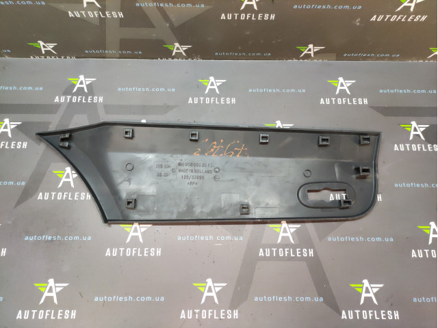 Молдинг заднього правого крила A9066903562 Mercedes Sprinter Volkswagen Crafter Молдинг заднього правого крила A9066903562 Mercedes Sprinter Volkswagen Crafter