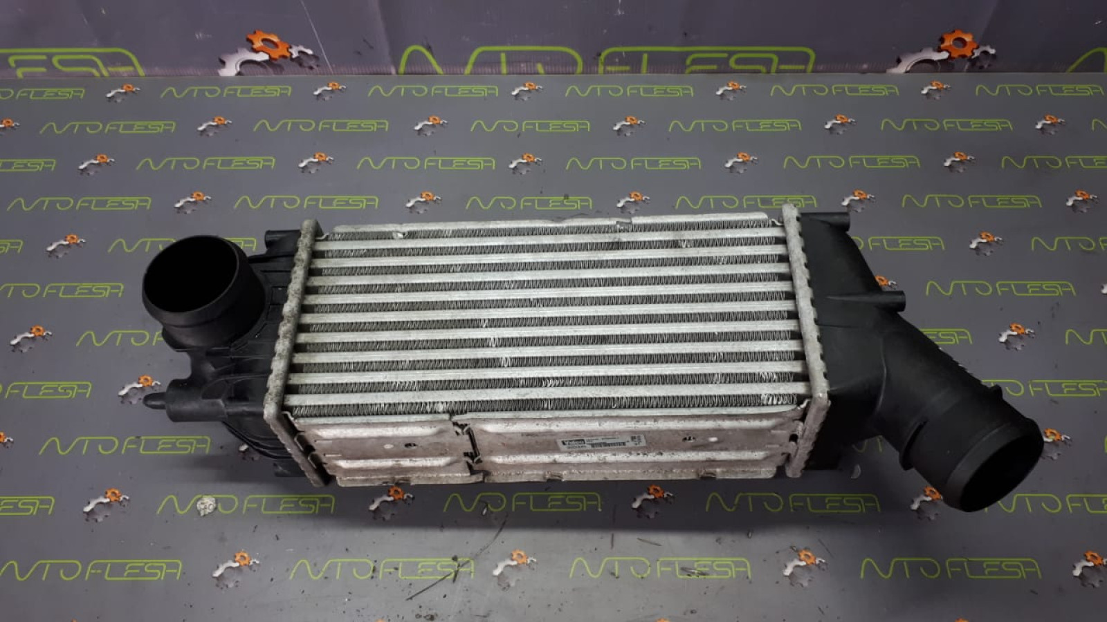 Б/у радиатор интеркуллера 9646694680, Valeo для Citroen C4/ Peugeot 307