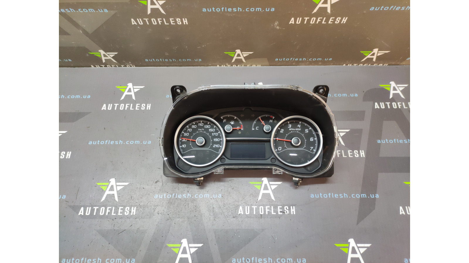 Б/в панель приладів 0520624910, 503015162604 для Fiat Doblo