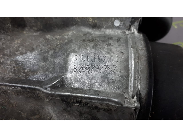 Б/у корпус масляного фильтра 8200797762, 8200781898, 2.0 dCi для Nissan/ Opel/ Renault Б/у корпус масляного фильтра 8200797762, 8200781898, 2.0 dCi для Nissan/ Opel/ Renault