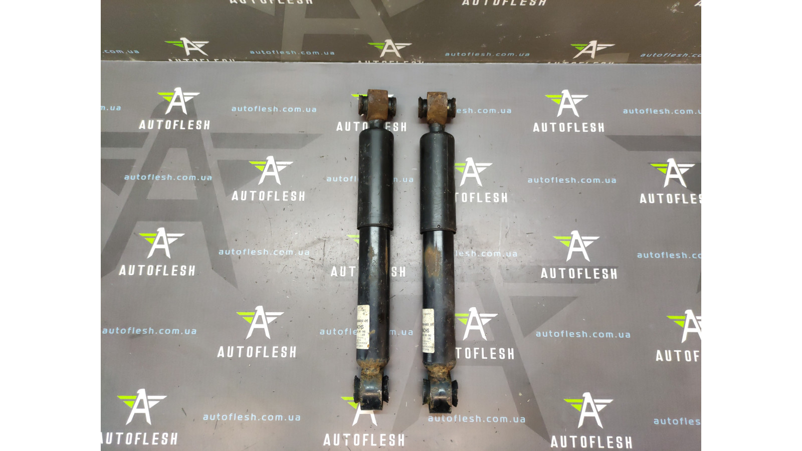 Б/у амортизатор задний 9680984480, 814902001502 для Citroen Berlingo/ Peugeot Partner